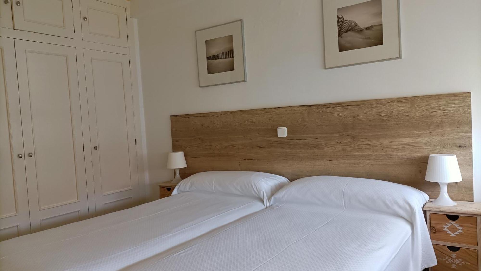 Apartamentos Zenit Mar 노하 외부 사진
