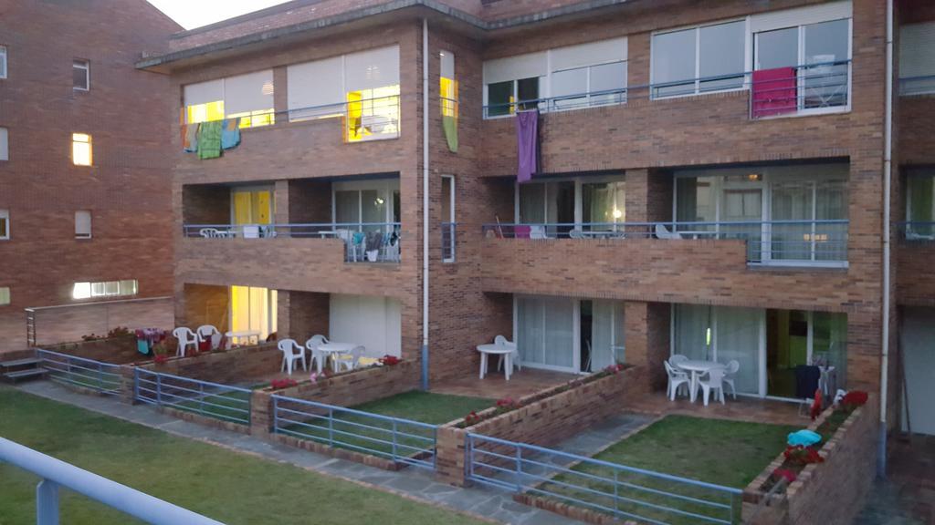 Apartamentos Zenit Mar 노하 외부 사진